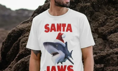 sanatjaws_funny_christmas_t-shirt